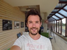 Selfie camera samples, portrait mode - f/2.0,  - Sony Xperia XZ3 review