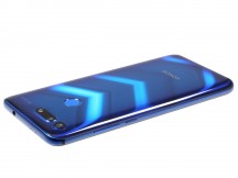 Honor View 20 from the side - Honor View 20 review